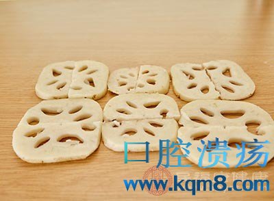 \"喝点藕汤治疗口腔溃疡\"